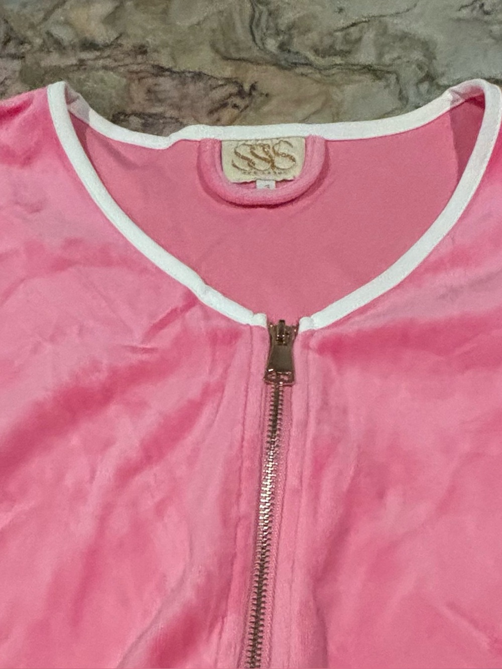 Brand New Get Ready Robe - Picture 9 of 12